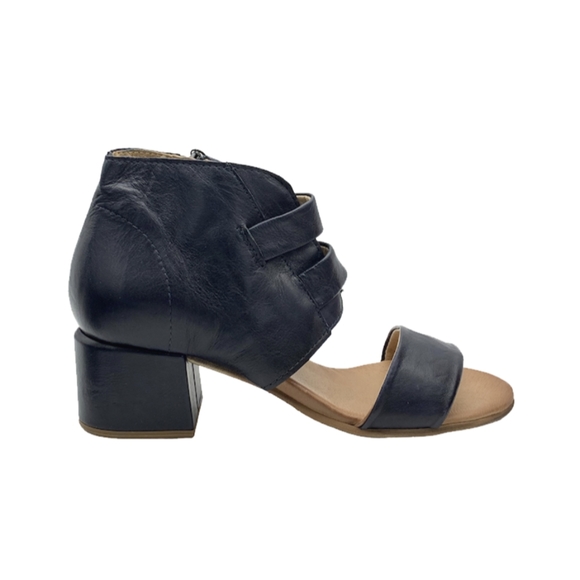 Miz Mooz Brennan Heeled Sandals NIB - Picture 2 of 8